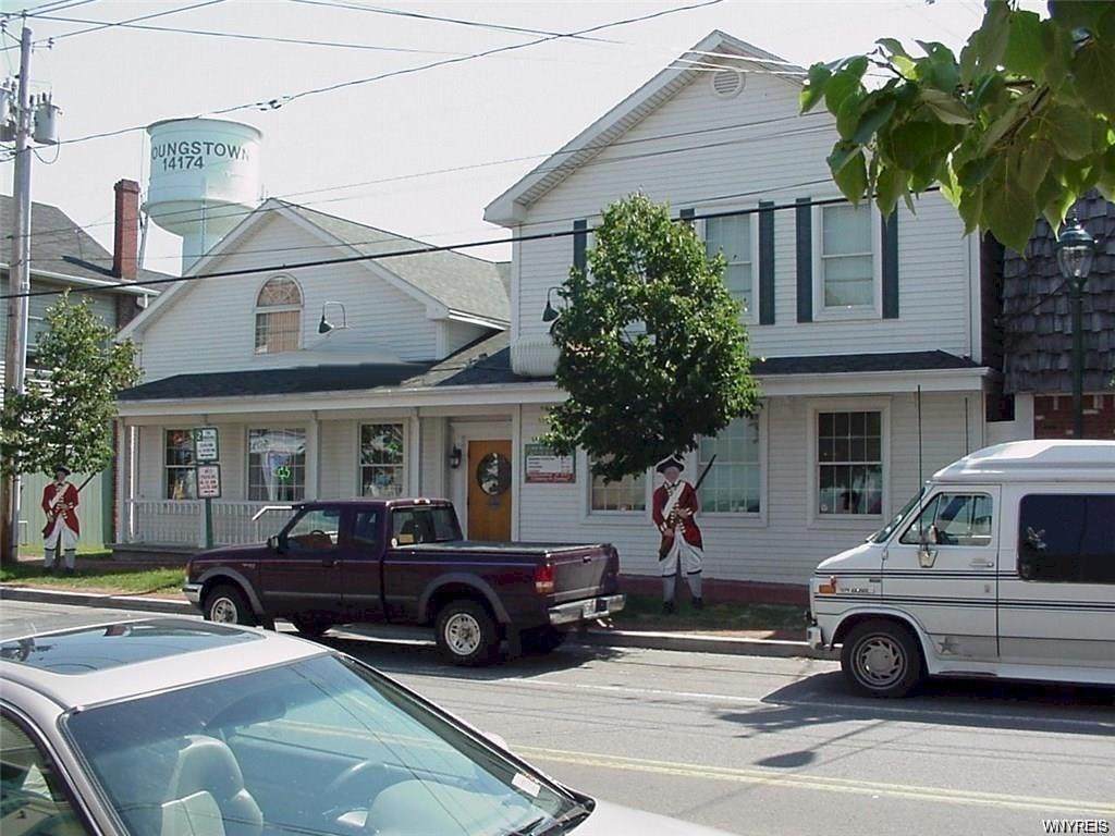 418 Main Street - Photo 1