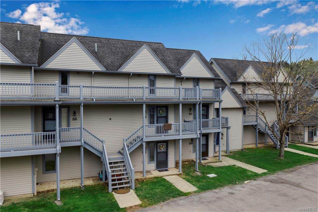 85 Wildflower Apts - Photo 1
