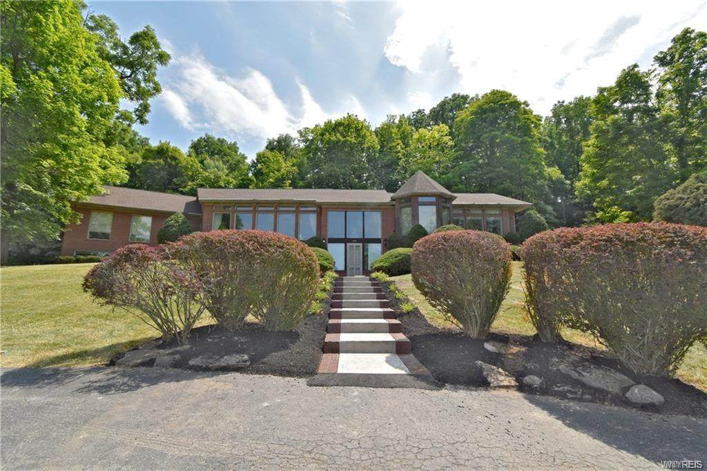 5131 Oakhill Drive - Photo 1