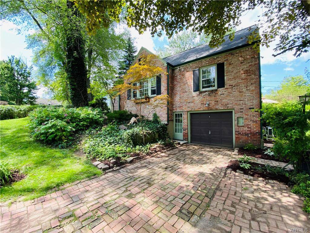 138 Northledge Drive - Photo 1
