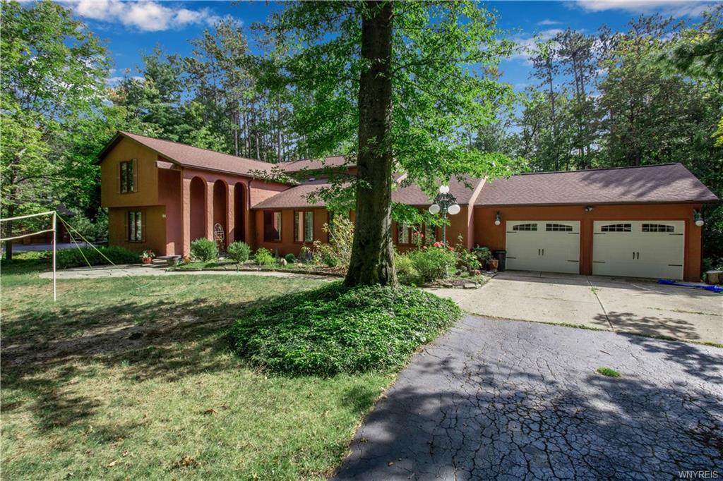 17 Greenwood Drive - Photo 1
