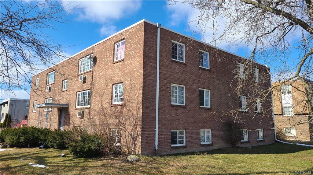 6450 John Avenue - Photo 1