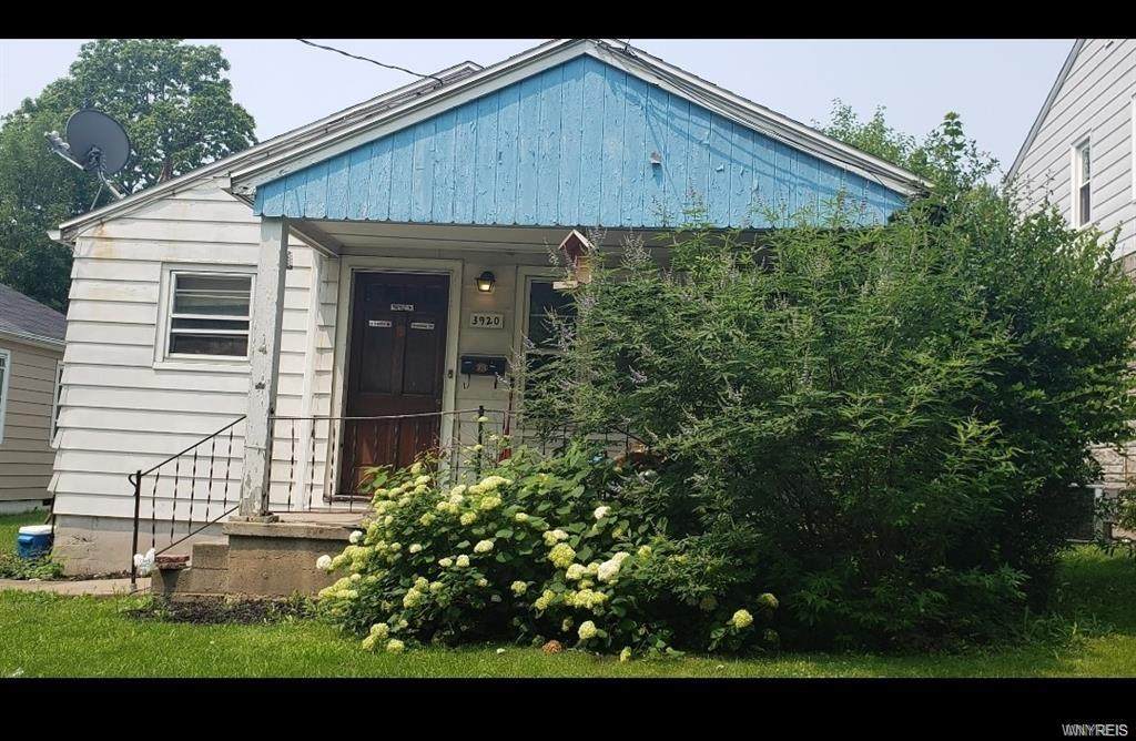 3920 Bell Street - Photo 1