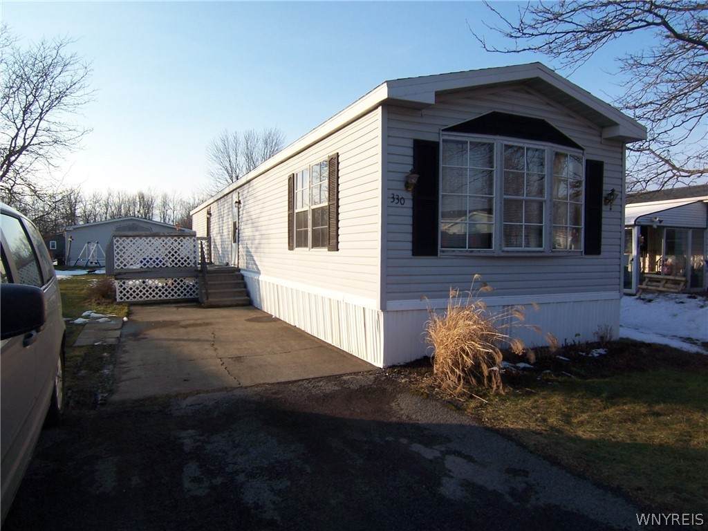 330 Applewood Drive - Photo 1
