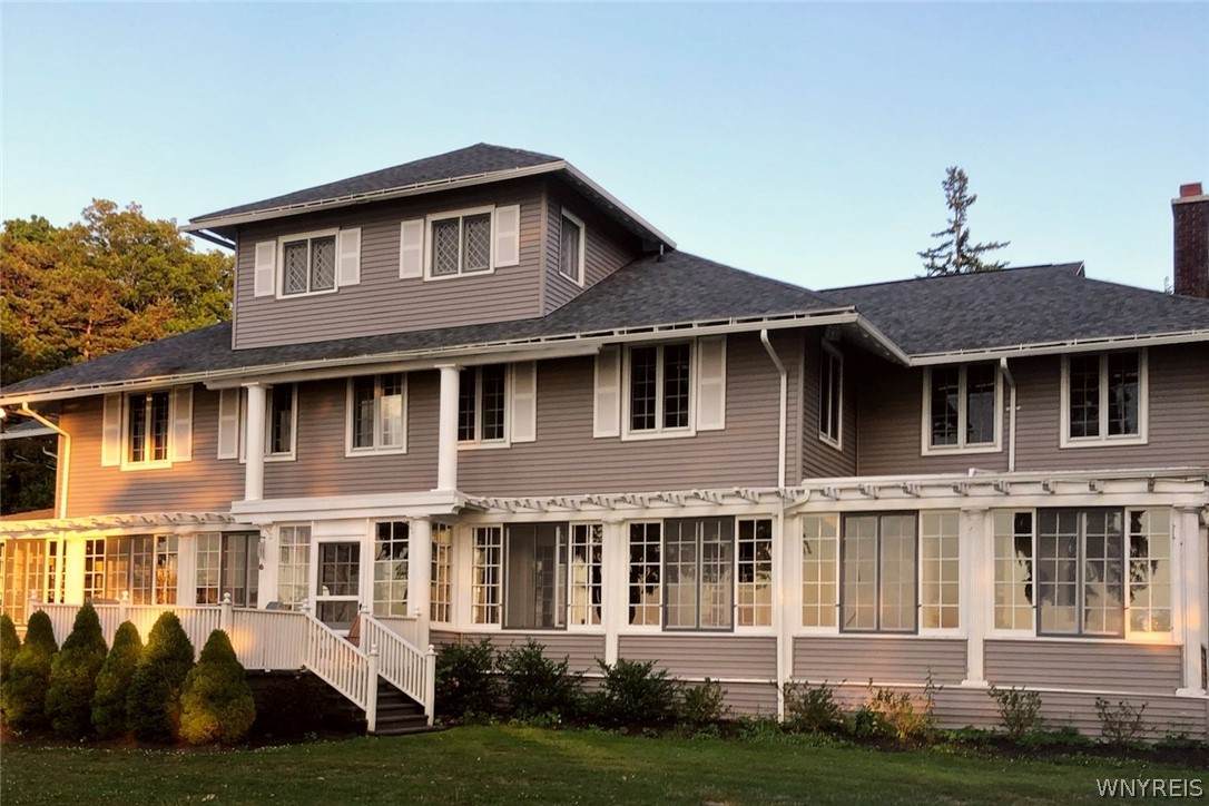 6768 Lake Shore Road - Photo 1