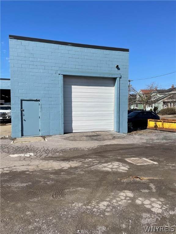 430 Hinman Avenue - Photo 1