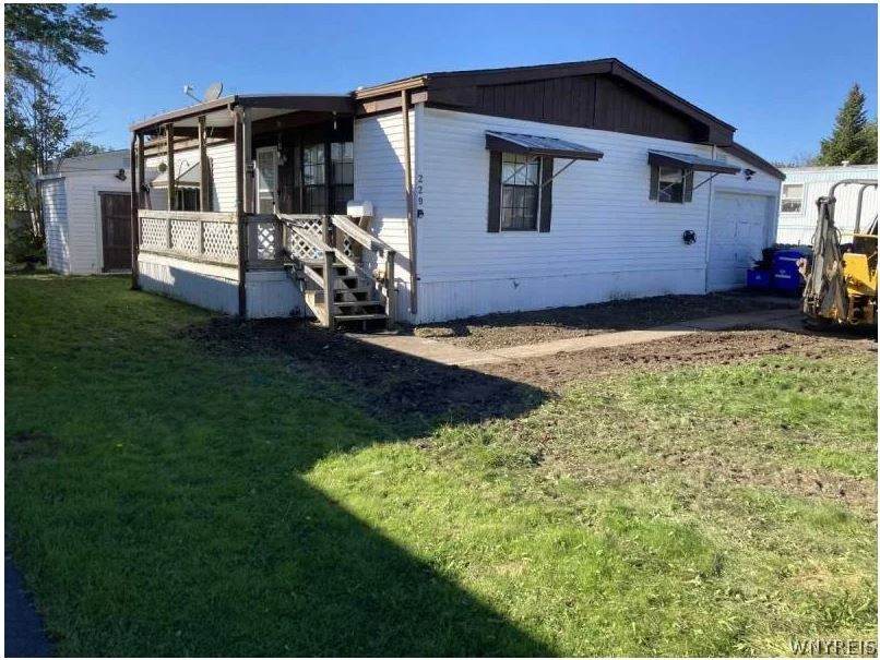 229 Holly Drive - Photo 1