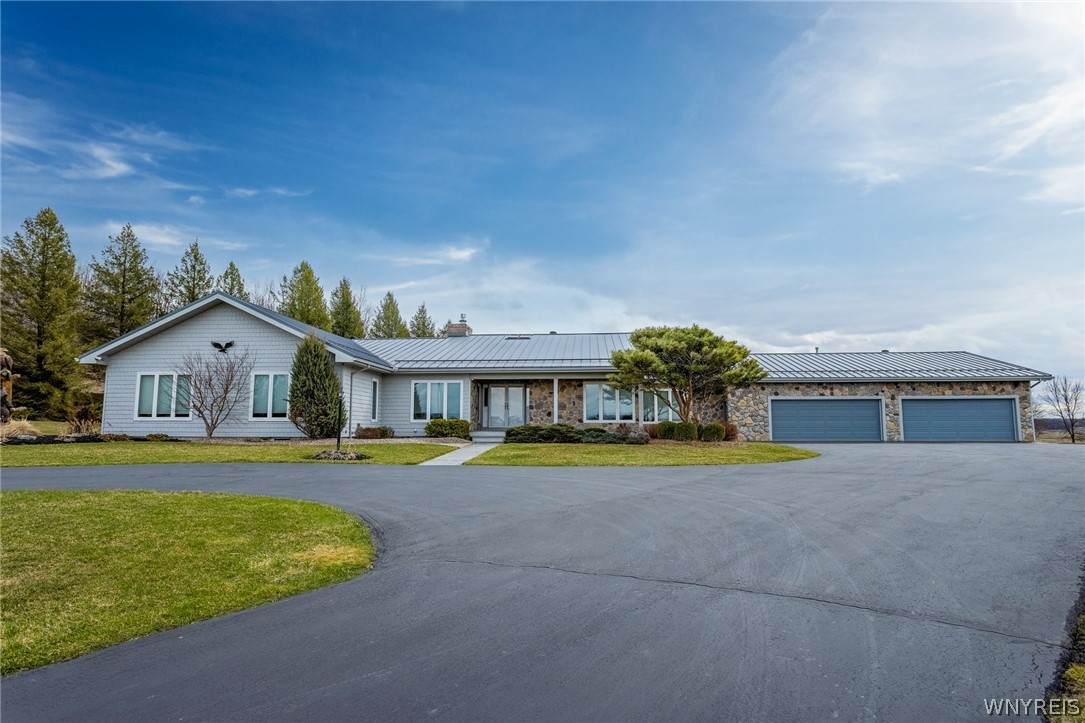 401 Wyoming Rd - Photo 1