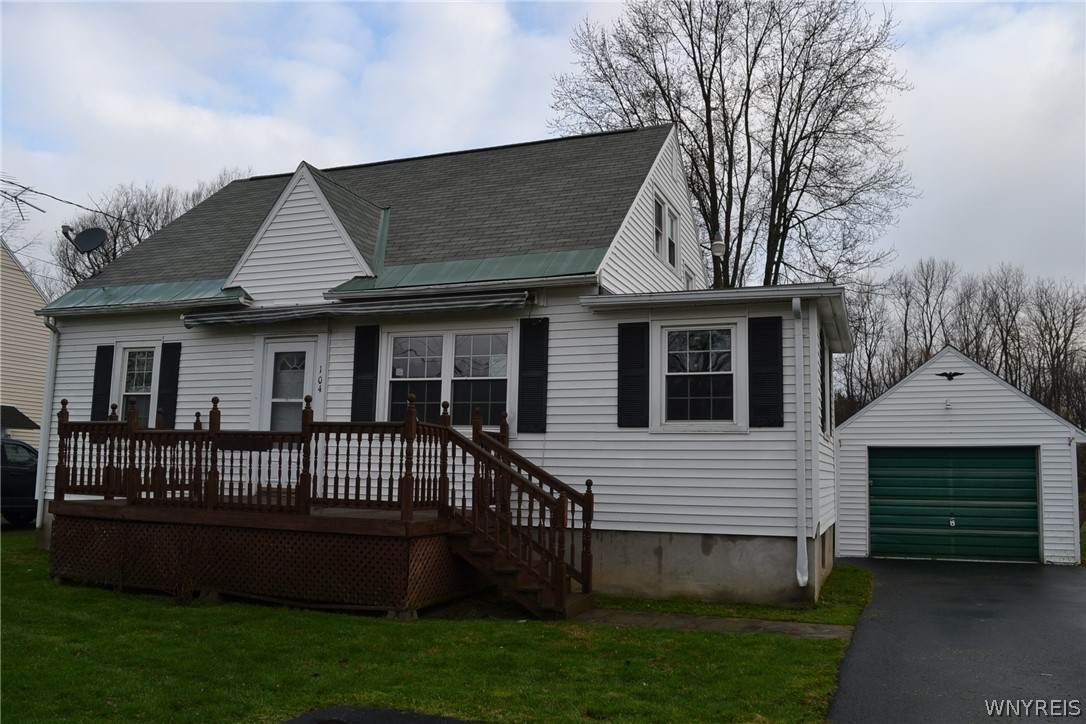 104 Maple Avenue - Photo 1