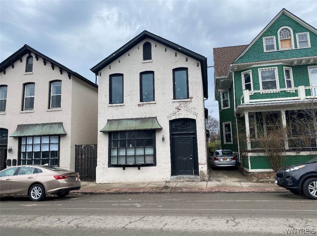 60 Elmwood Avenue - Photo 1