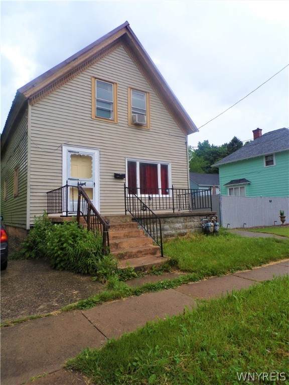 82 Box Avenue - Photo 1
