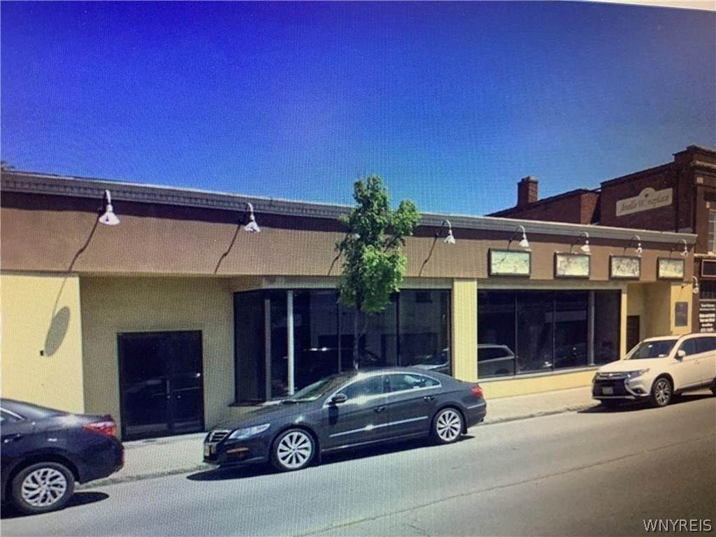 1916 Pine Ave - Photo 1