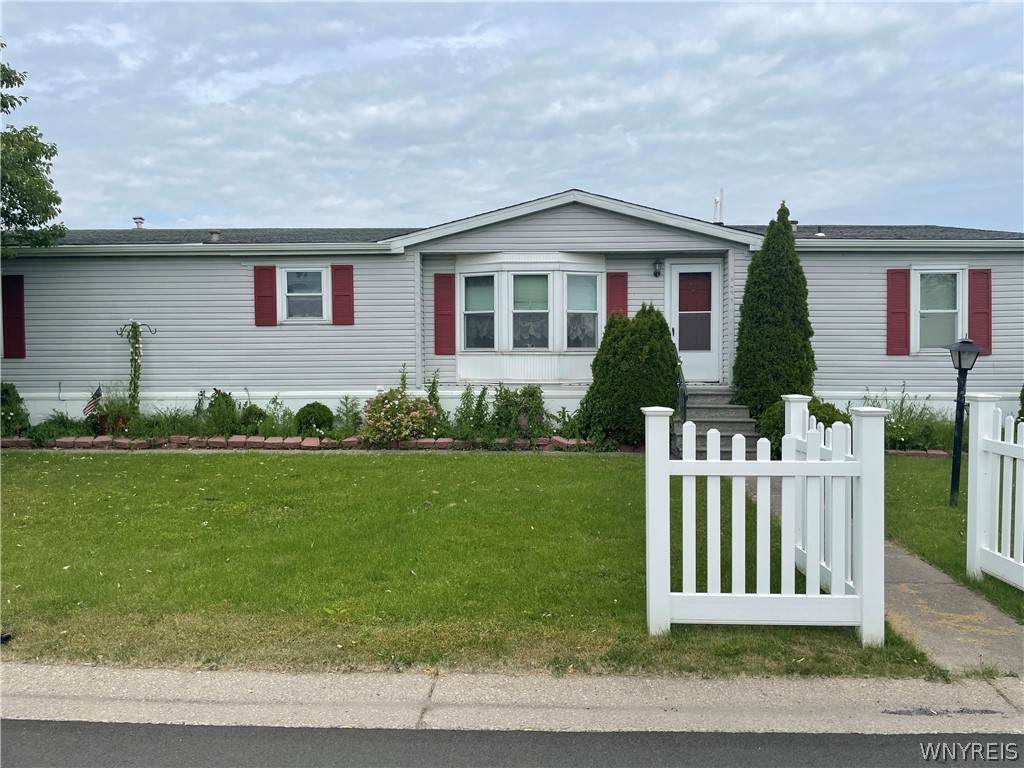 1051 Fernwood - Photo 1