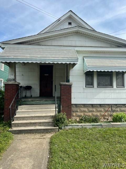 2252 La Salle Avenue - Photo 1