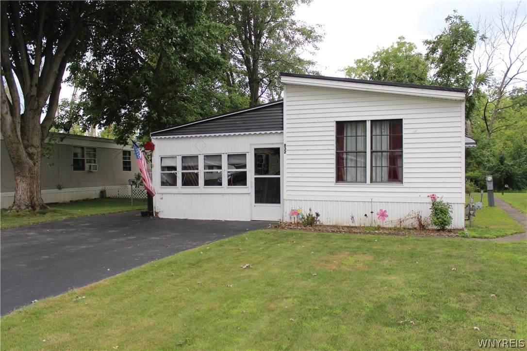 832 Arrowwood Place - Photo 1