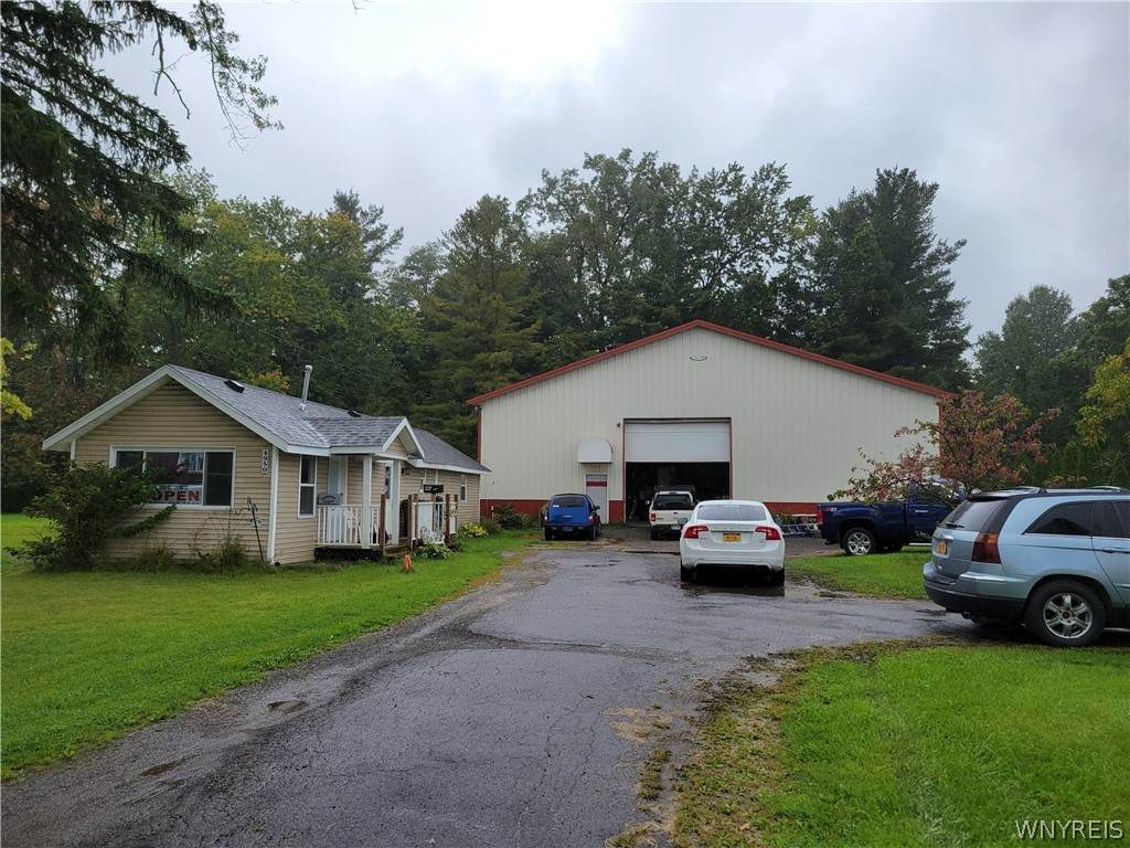 4950 Chestnut Ridge Road - Photo 1