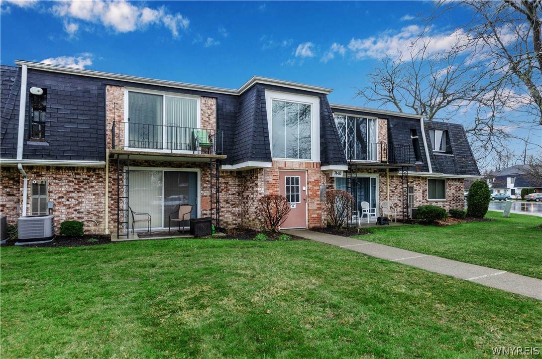 76 Foxberry Drive - Photo 1