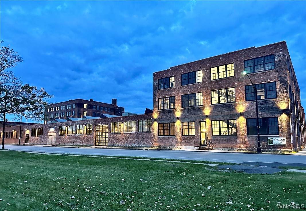 225 Louisiana Street - Photo 1