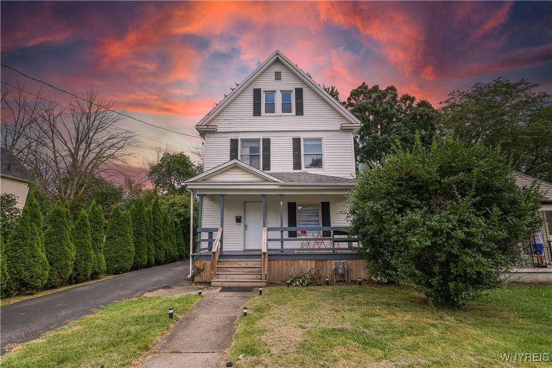 2955 Mckoon Avenue - Photo 1