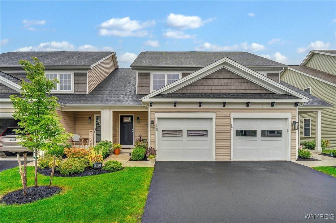 603 Carriage Lane - Photo 1