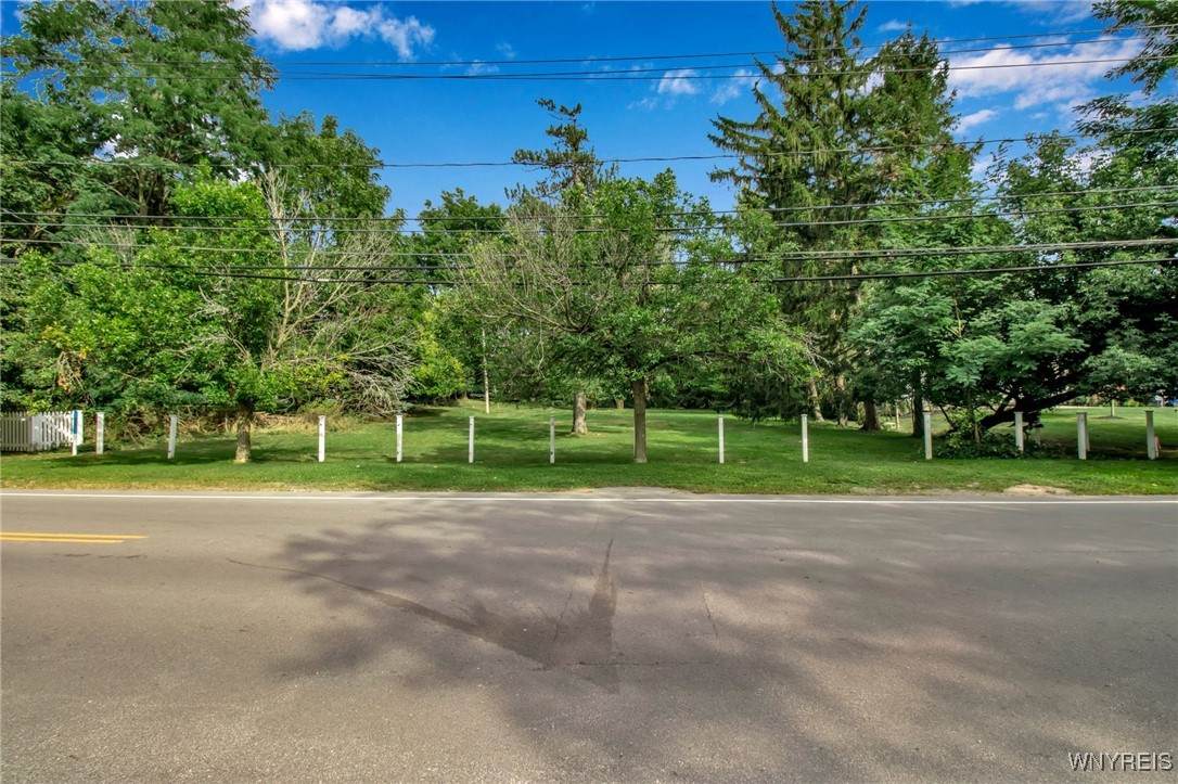 244 Cayuga Road - Photo 1