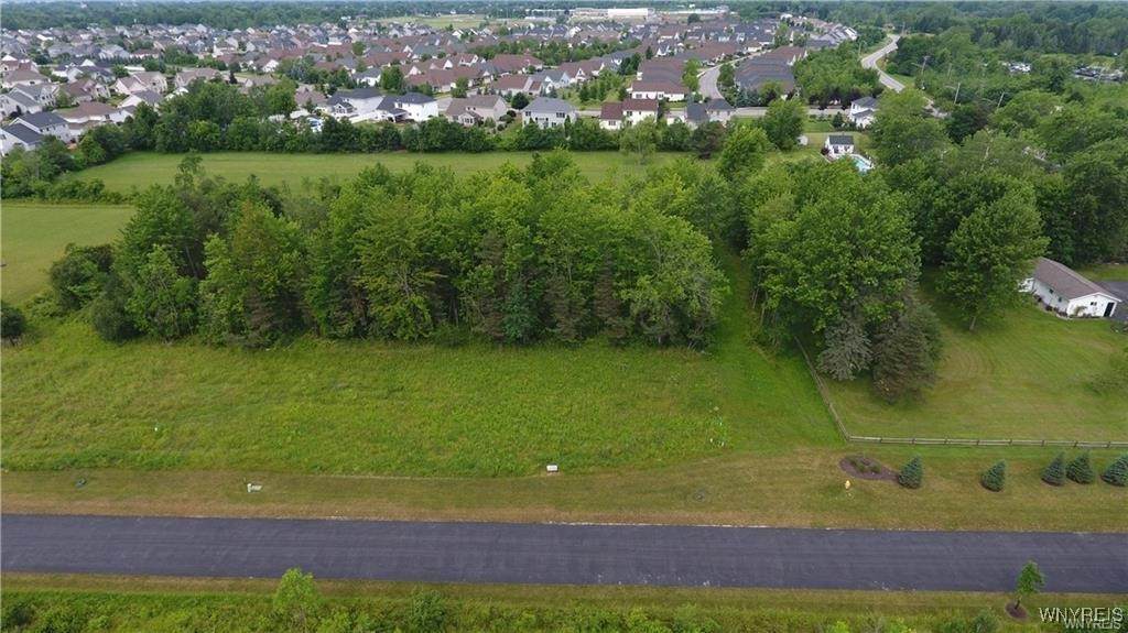 453 Pleasant View Drive - Photo 1