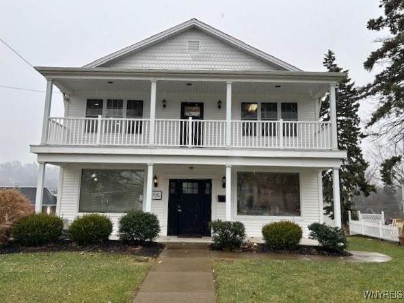 705 Center Street - Photo 1