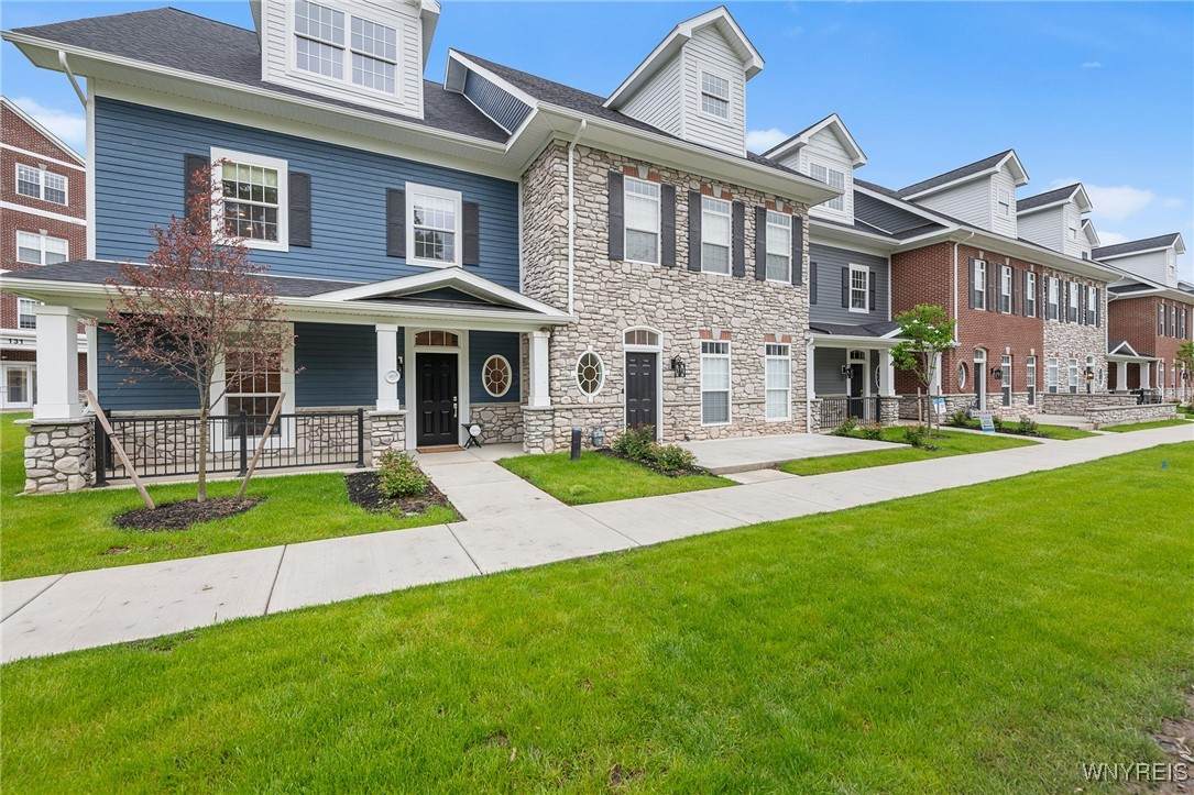 107 California Drive - Photo 1