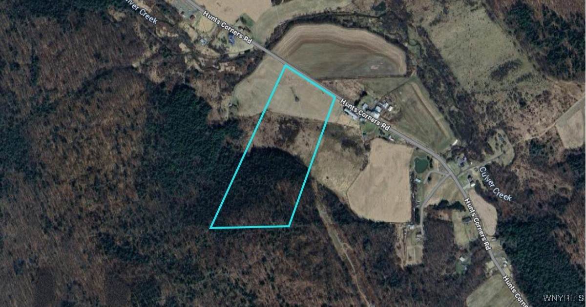 711 Hunts Corners Road - Photo 1