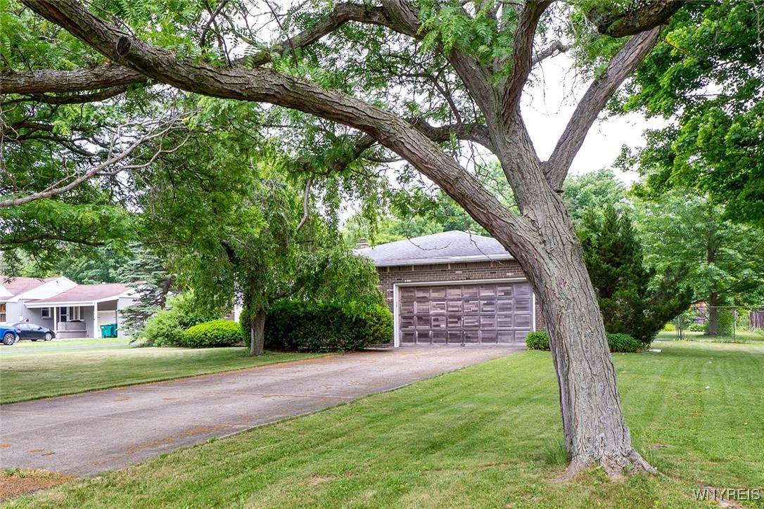 4697 Parker Road - Photo 1