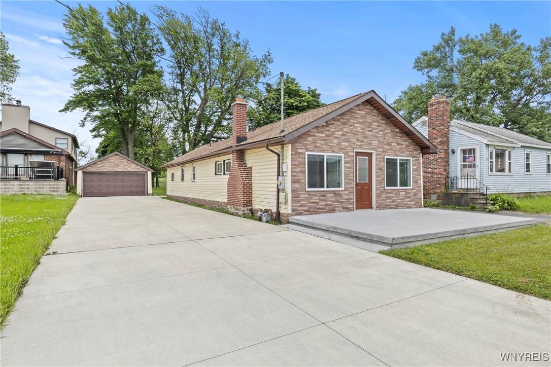 150 Midshore Drive - Photo 1