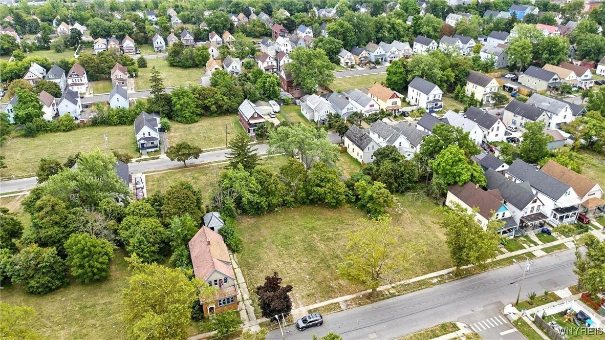 347 Moselle Street - Photo 1