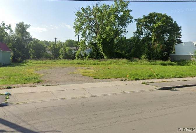 1131 Harlem Road - Photo 1