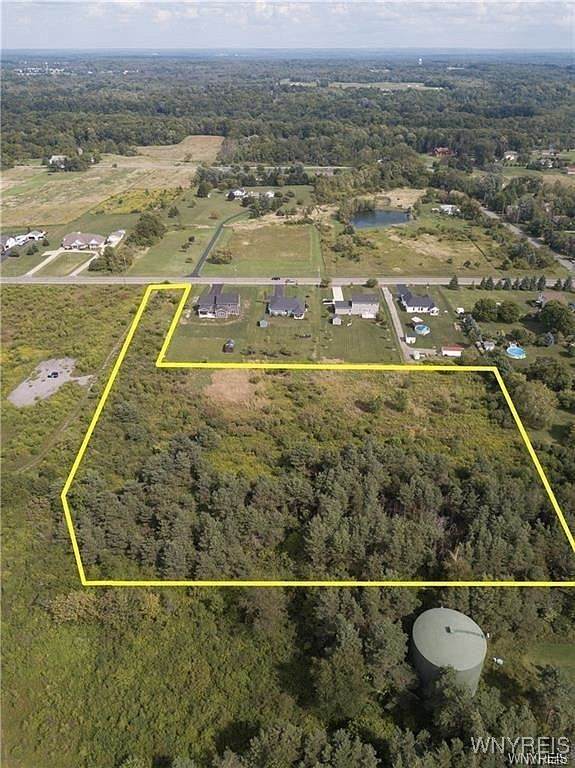 3432 Transit Road - Photo 1