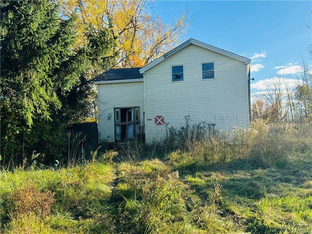 9404 Chestnut Ridge Road - Photo 1