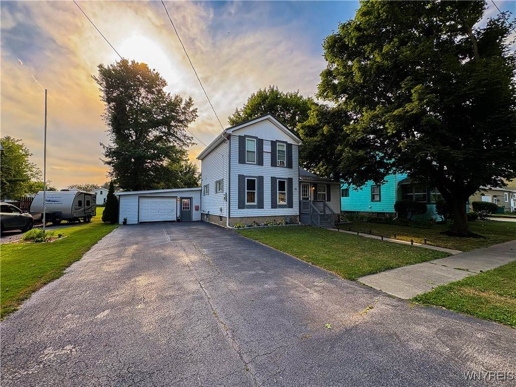 10 Windsor Street - Photo 1