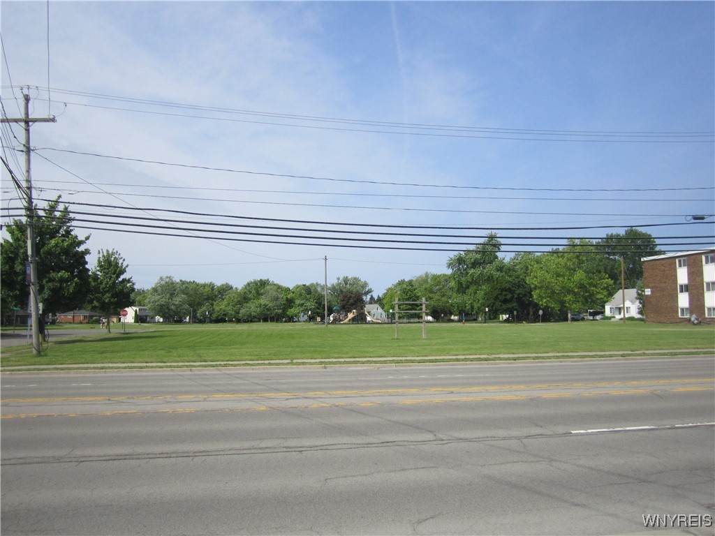 https://bt-photos.global.ssl.fastly.net/rochester/orig_boomver_1_B1656067-2.jpg