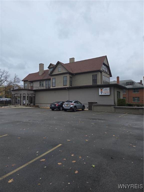 104 Linwood Avenue - Photo 1