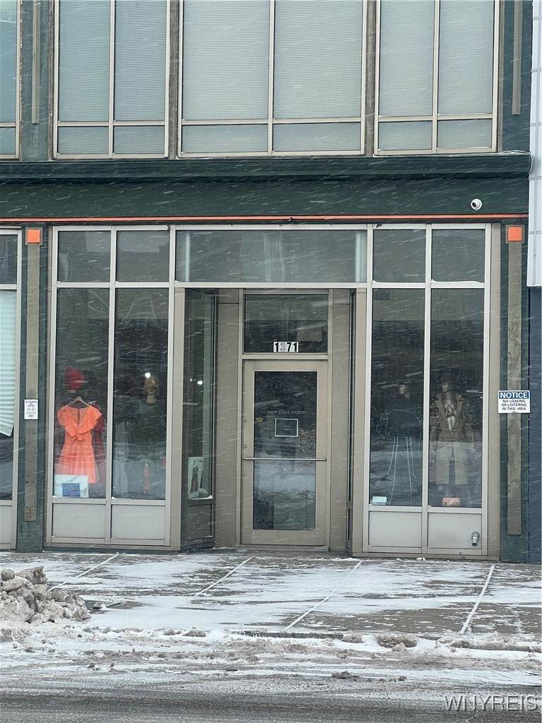 1371 Main Street - Photo 1