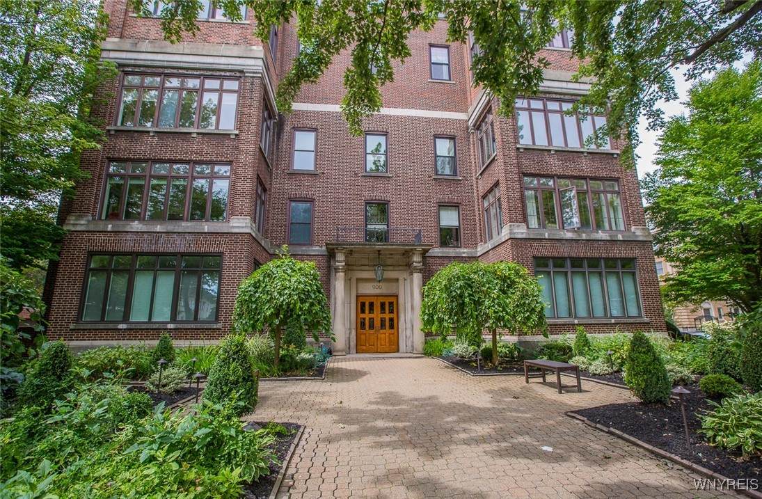 900 Delaware Avenue - Photo 1