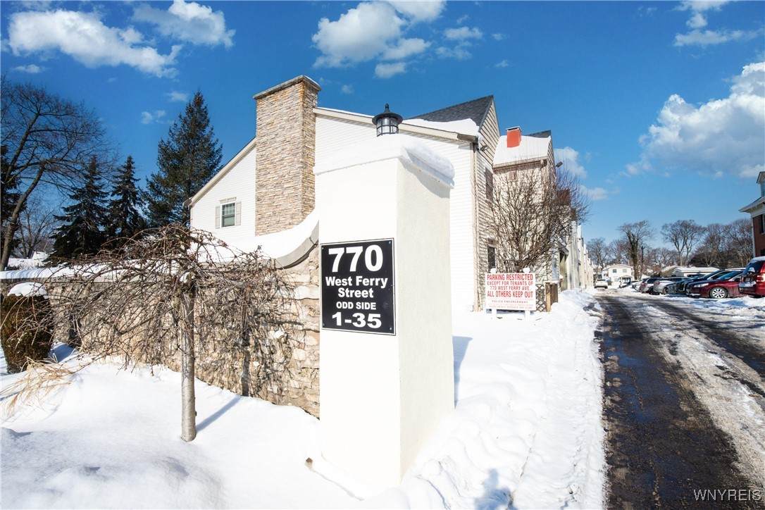 770 Ferry Street - Photo 1