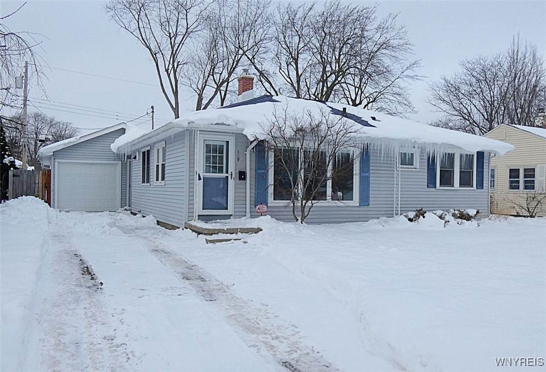 109 Pearce Dr - Photo 1