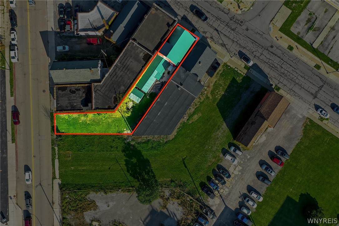 61 Sycamore Street - Photo 1