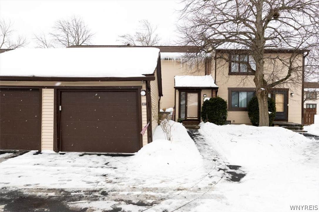 907 Charlesgate Circle - Photo 1