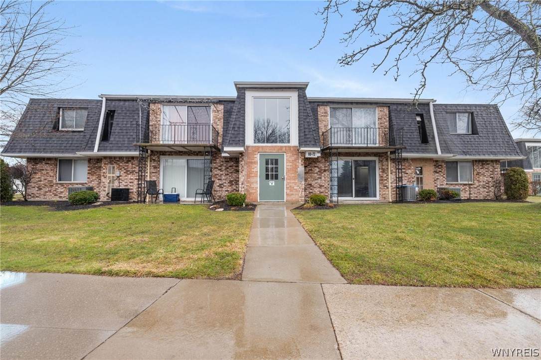 70 Foxberry Drive - Photo 1