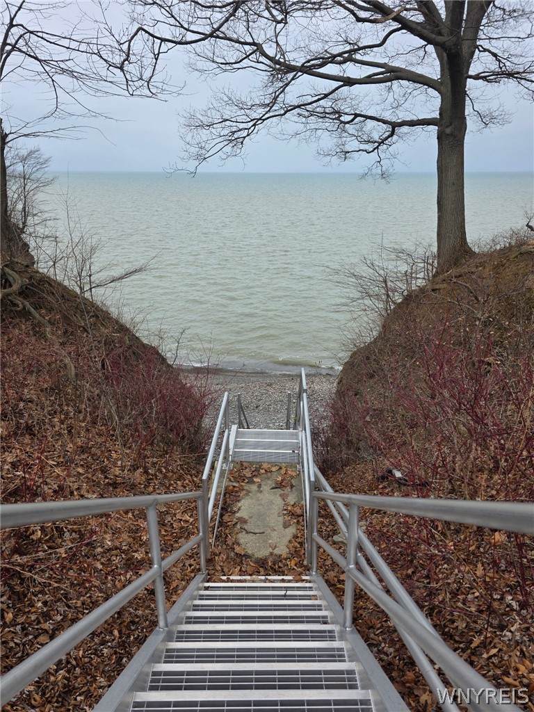 https://bt-photos.global.ssl.fastly.net/rochester/orig_boomver_1_B1666605-2.jpg