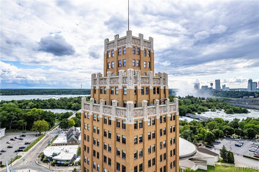 https://bt-photos.global.ssl.fastly.net/rochester/orig_boomver_1_B1670113-2.jpg