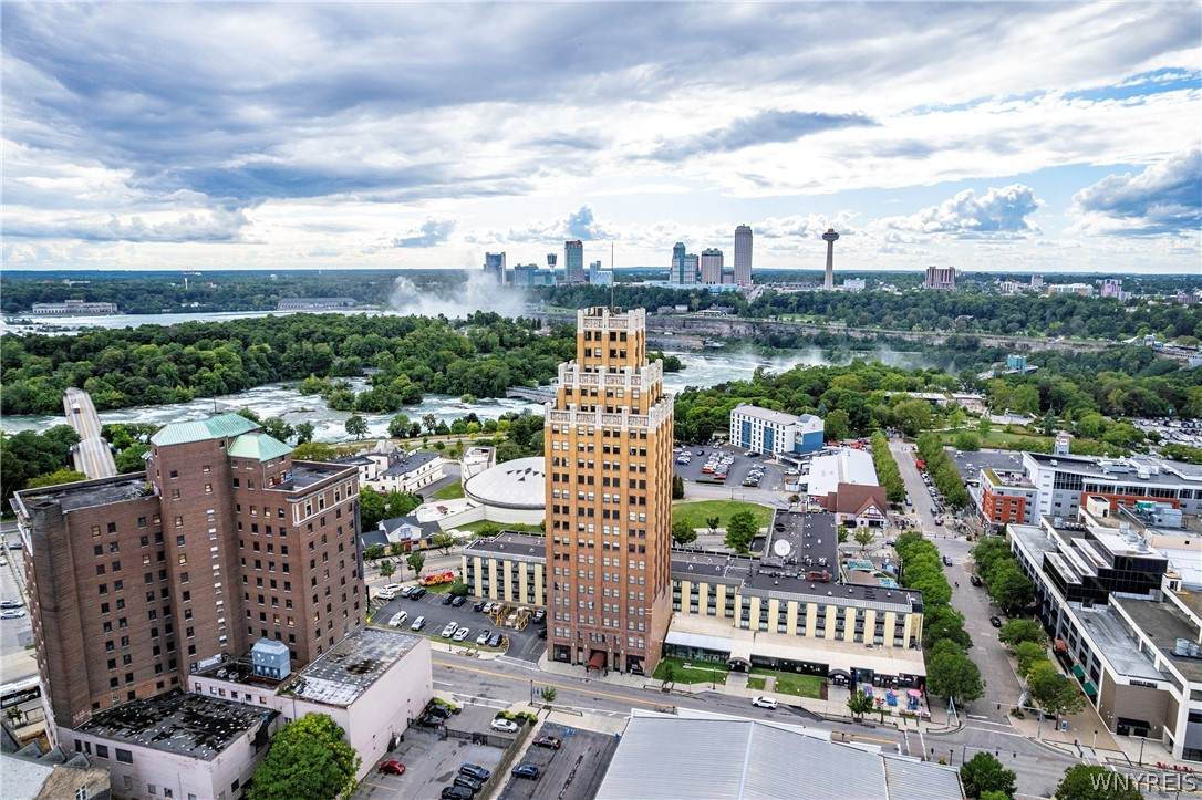 https://bt-photos.global.ssl.fastly.net/rochester/orig_boomver_1_B1670113-2.jpg