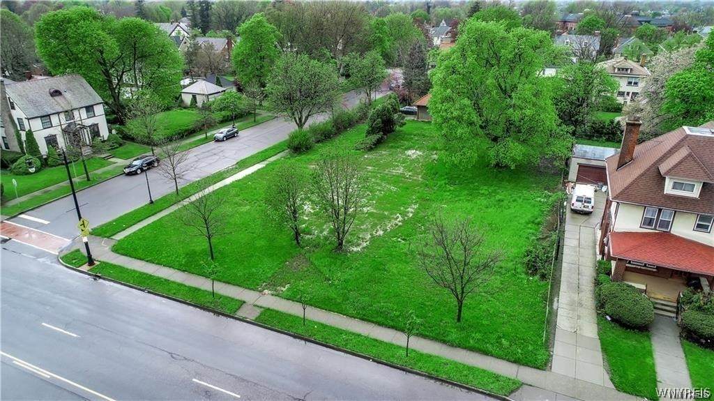 2868 Main Street - Photo 1