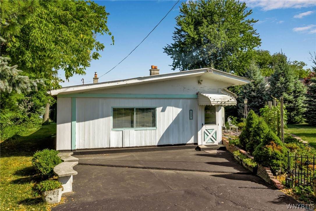 2477 Lake Road - Photo 1